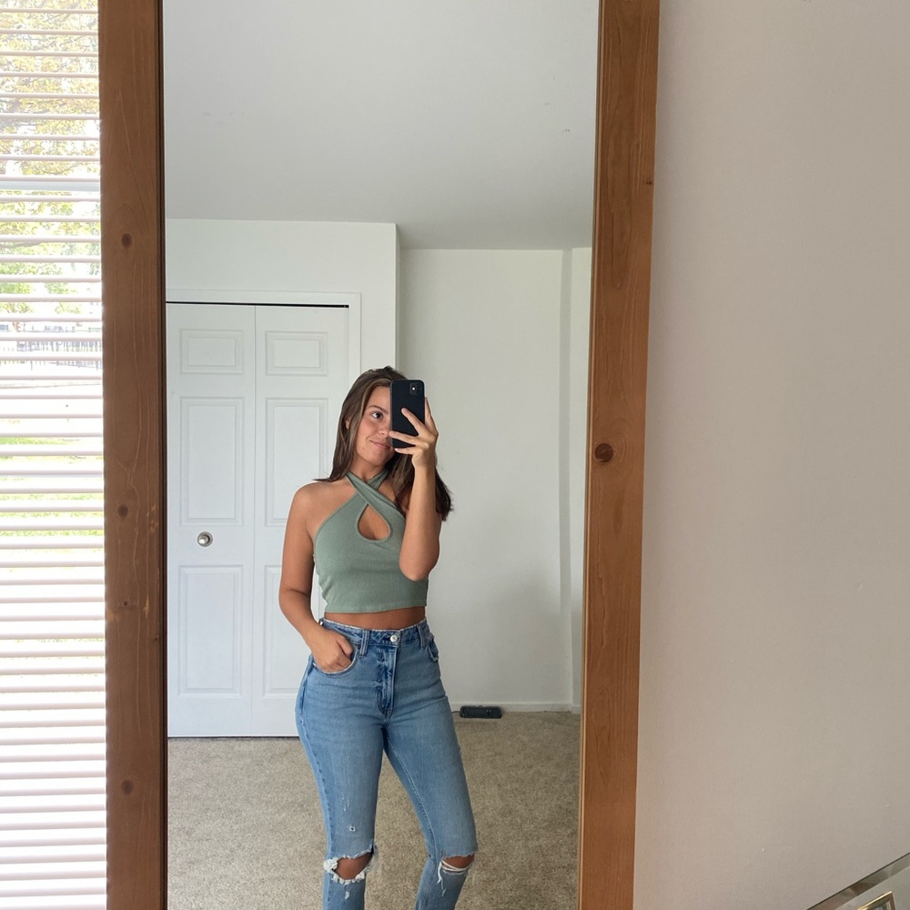 SHEIN halter crop top